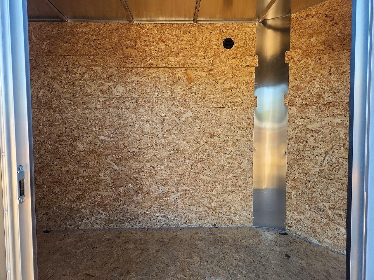 2025 R&M Enclosed-Enclosed Cargo Trailer