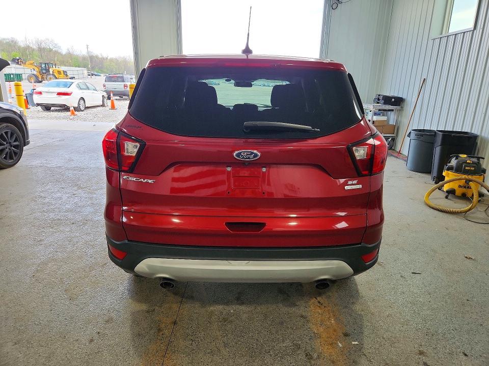 2019 Ford Escape se