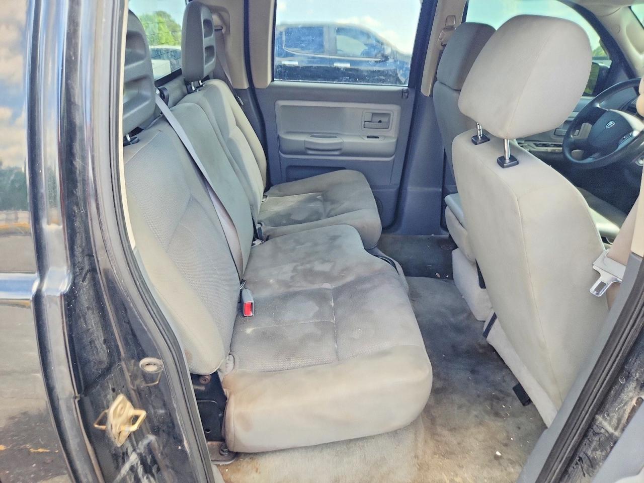 2006 Dodge Dakota Quad SLT