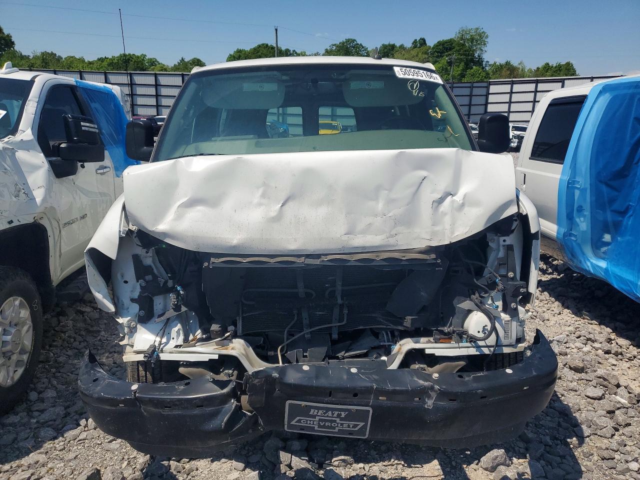 2018 Chevrolet Express 2