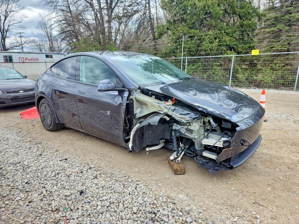2026 Tesla Model y