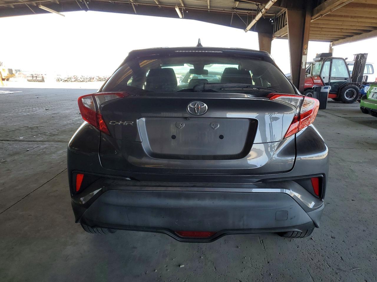 2018 Toyota C-hr xle Premium
