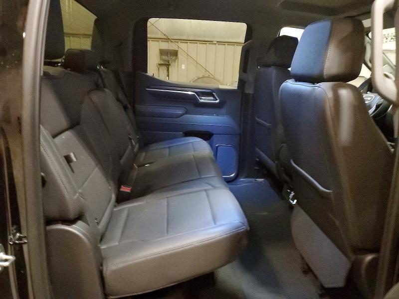 2025 GMC Sierra K1500 SLT