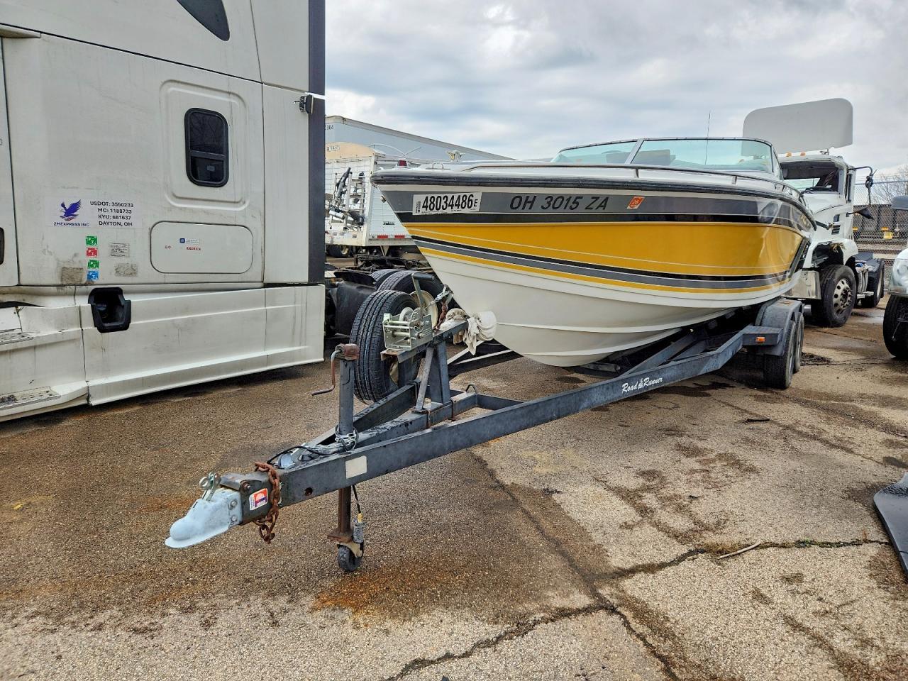 1988 Formula Boat 242-Boat