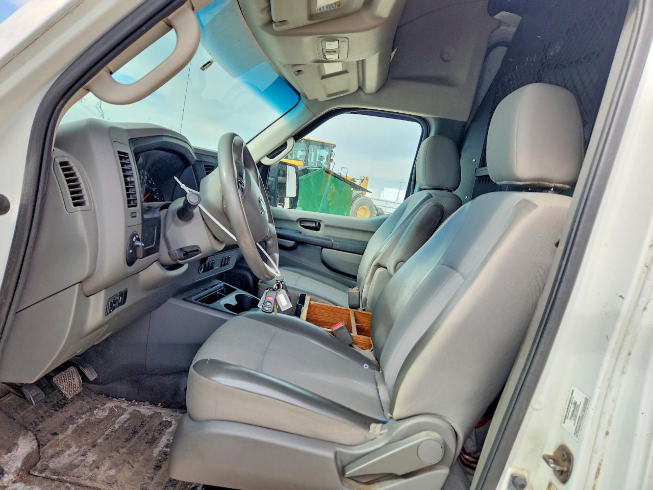 2014 Nissan NV 2500 HD S
