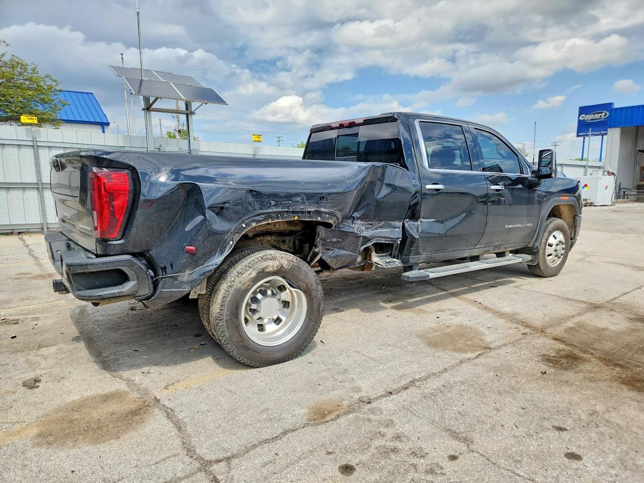 2022 GMC Sierra K3500 Denali