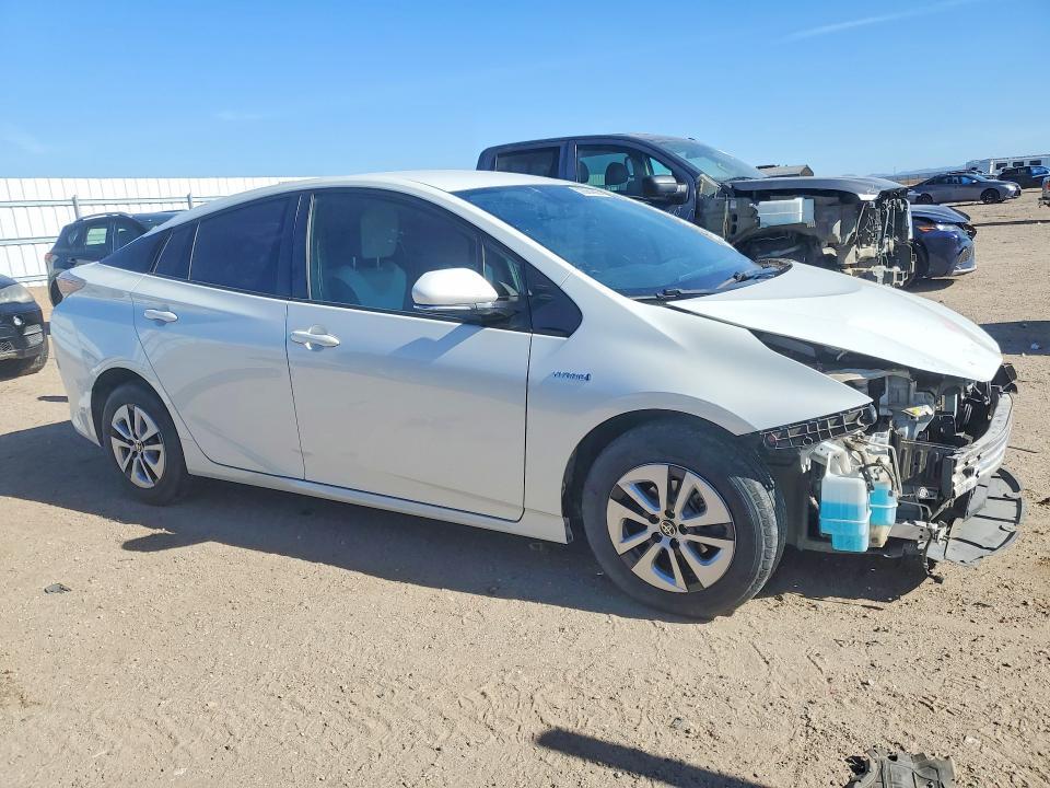 2016 Toyota Prius Three