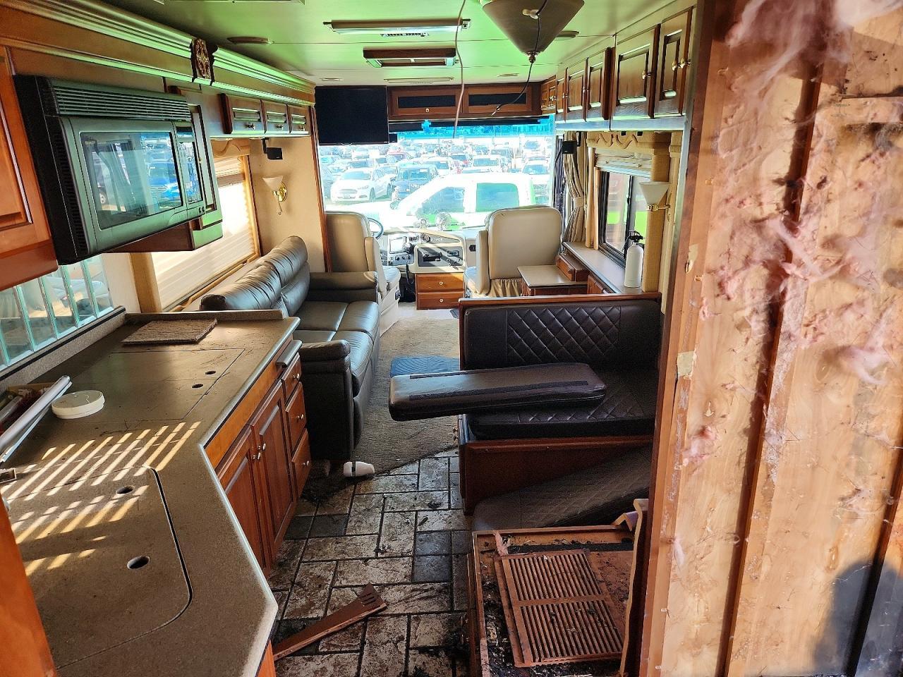 2001 Mnac 2001 Monaco Coach Dynasty RV