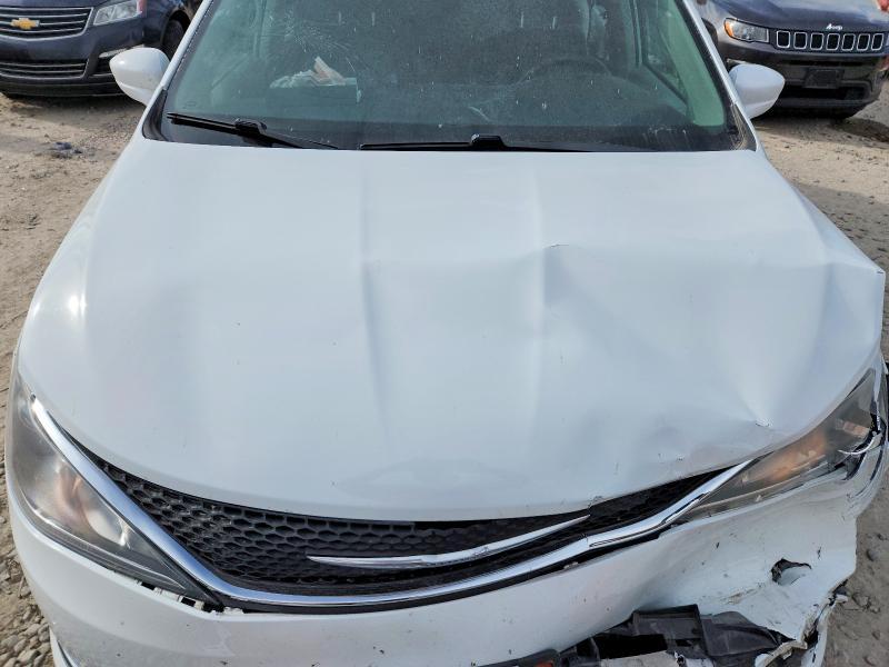 2019 Chrysler Pacifica Touring l