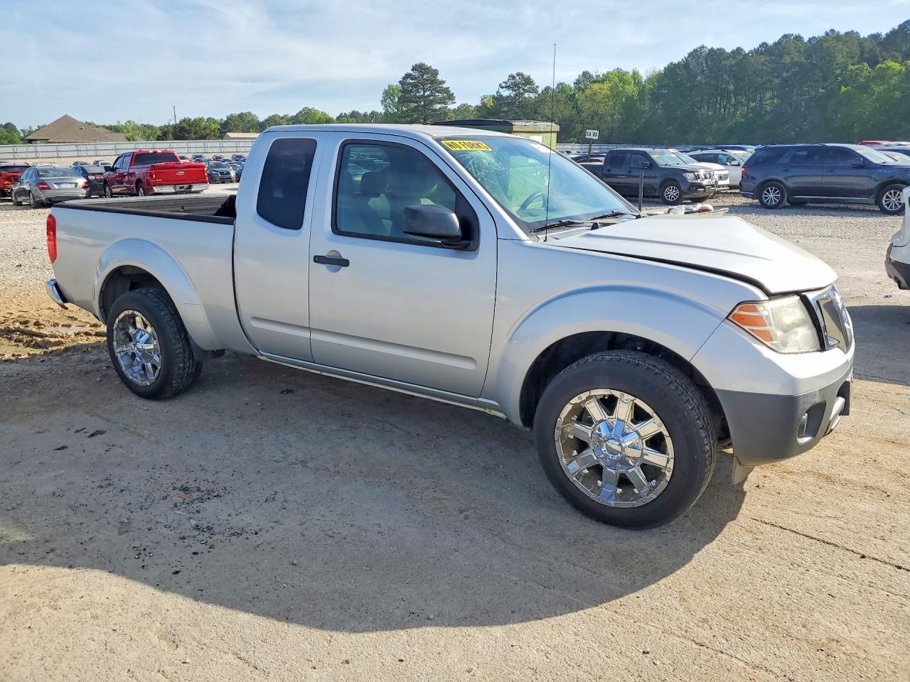 2014 Nissan Frontier S