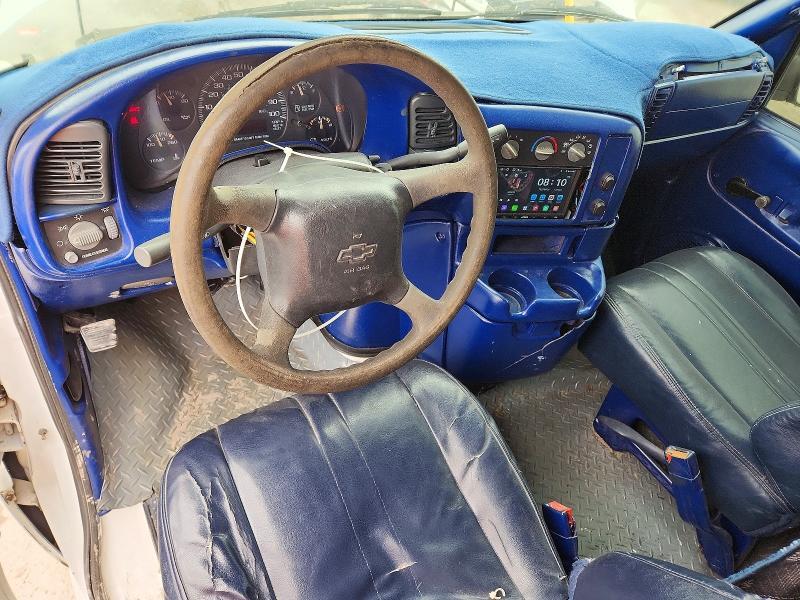 2001 Chev Astro