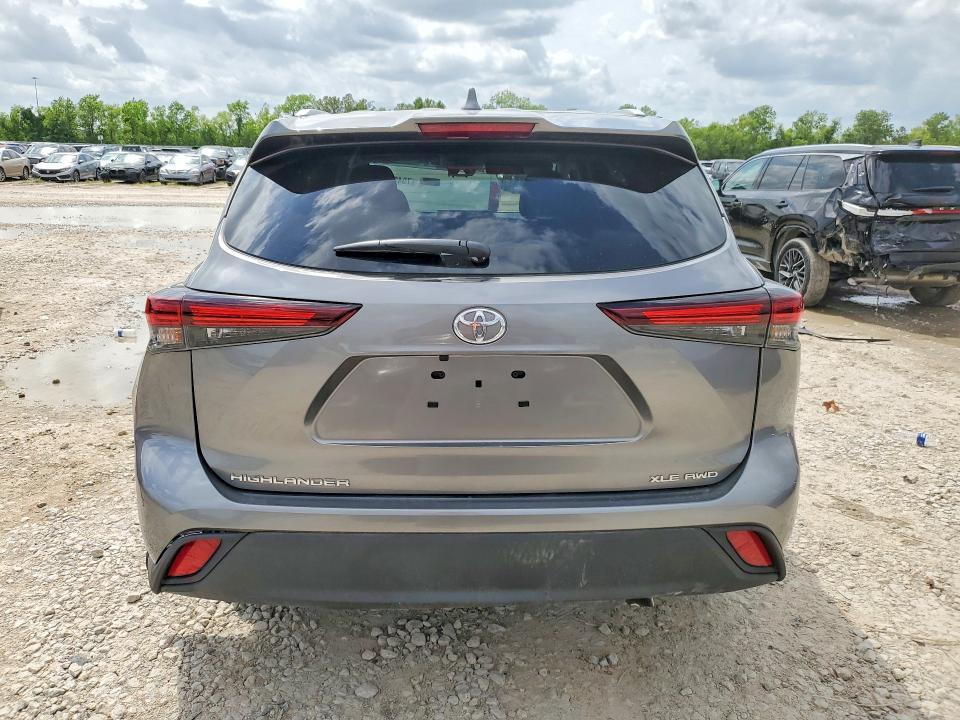 2026 Toyota Highla xle