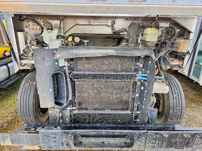 2021 Freightliner Chassis M Line WALK-IN Van