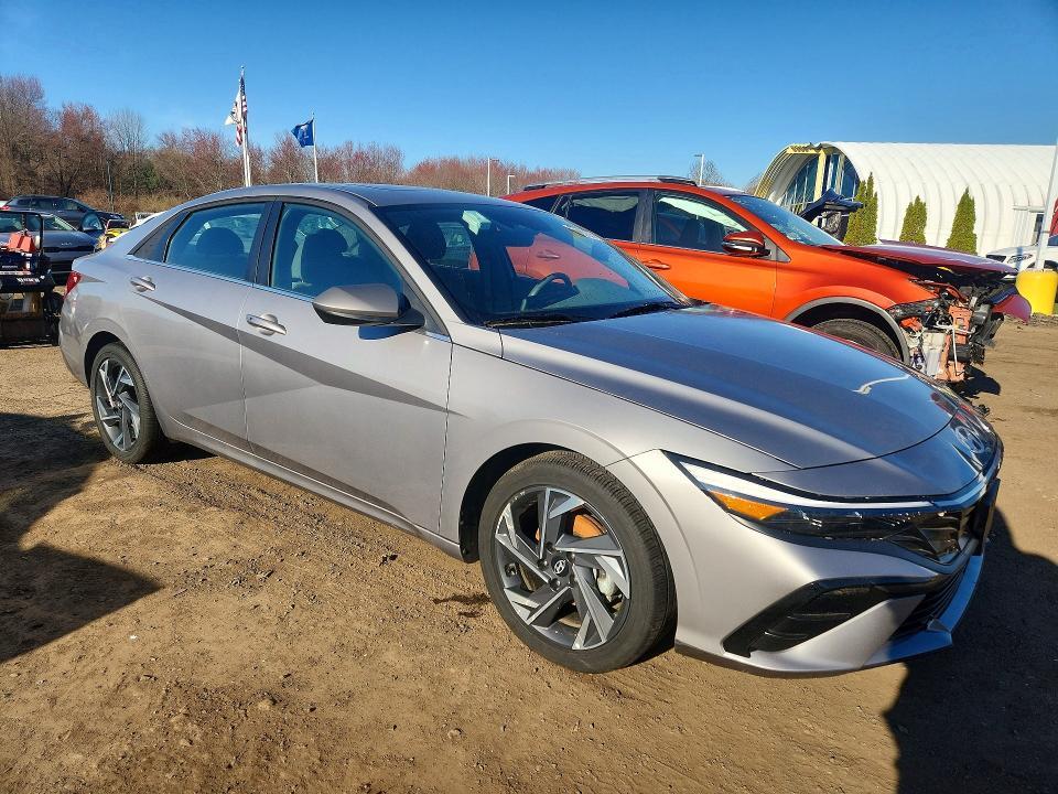 2025 Hyundai Elantra sel