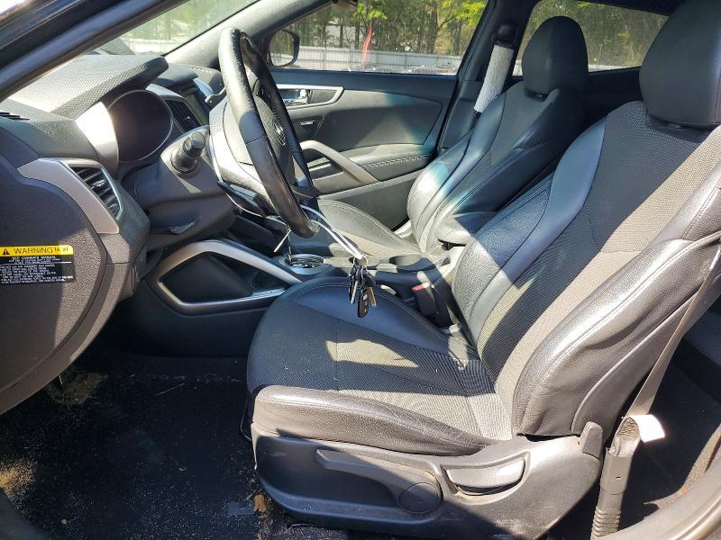 2016 Hyundai Veloster Base