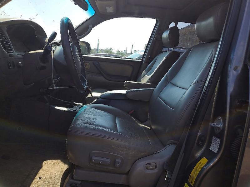 2003 Toyota Sequoia SR5