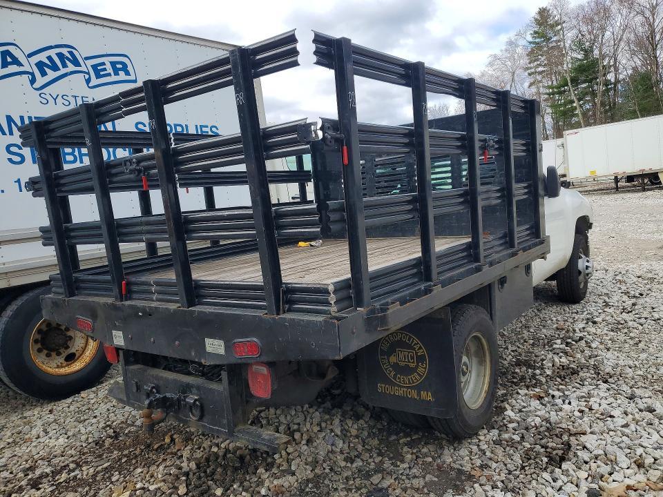 2012 Chev Rolet Silverado Flatbed Truck