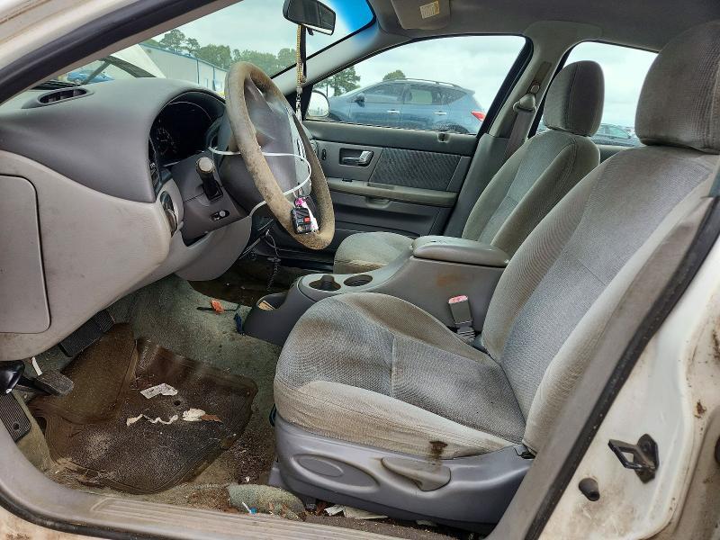 2001 Ford Taurus se