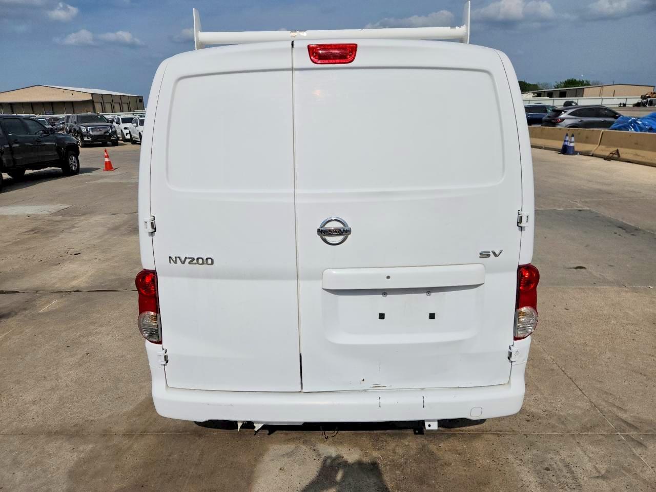 2017 Nissan NV200 SV