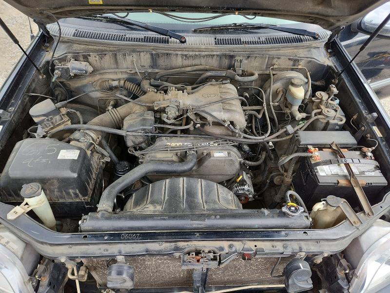 2001 Toyota Tundra Access cab SR5