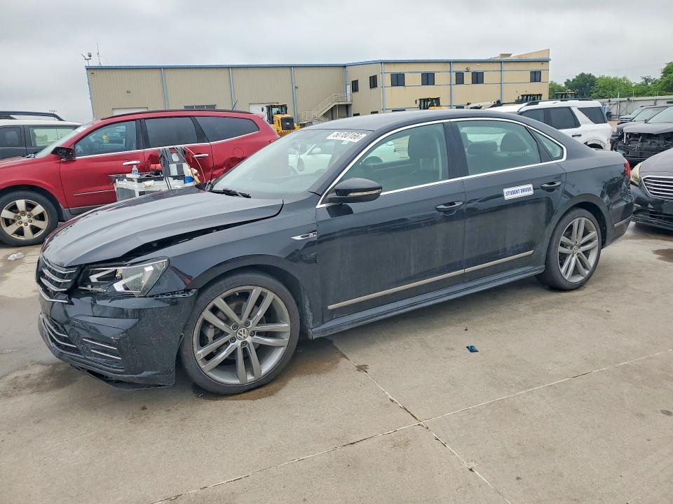 2017 Volkswagen Passat R-line