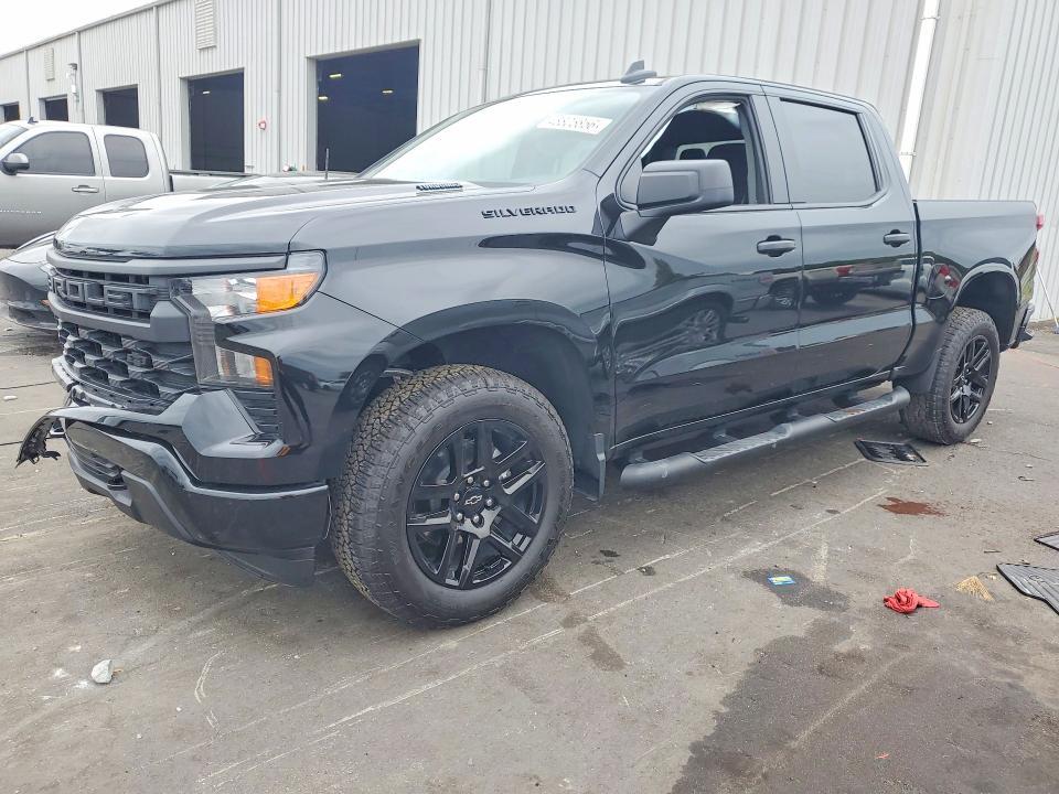 2026 Chevrolet Silverado C1500 Custom