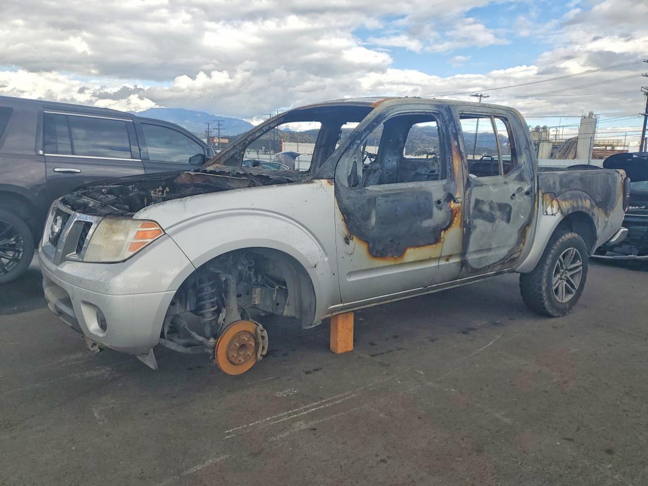 2017 Nissan Frontier SV