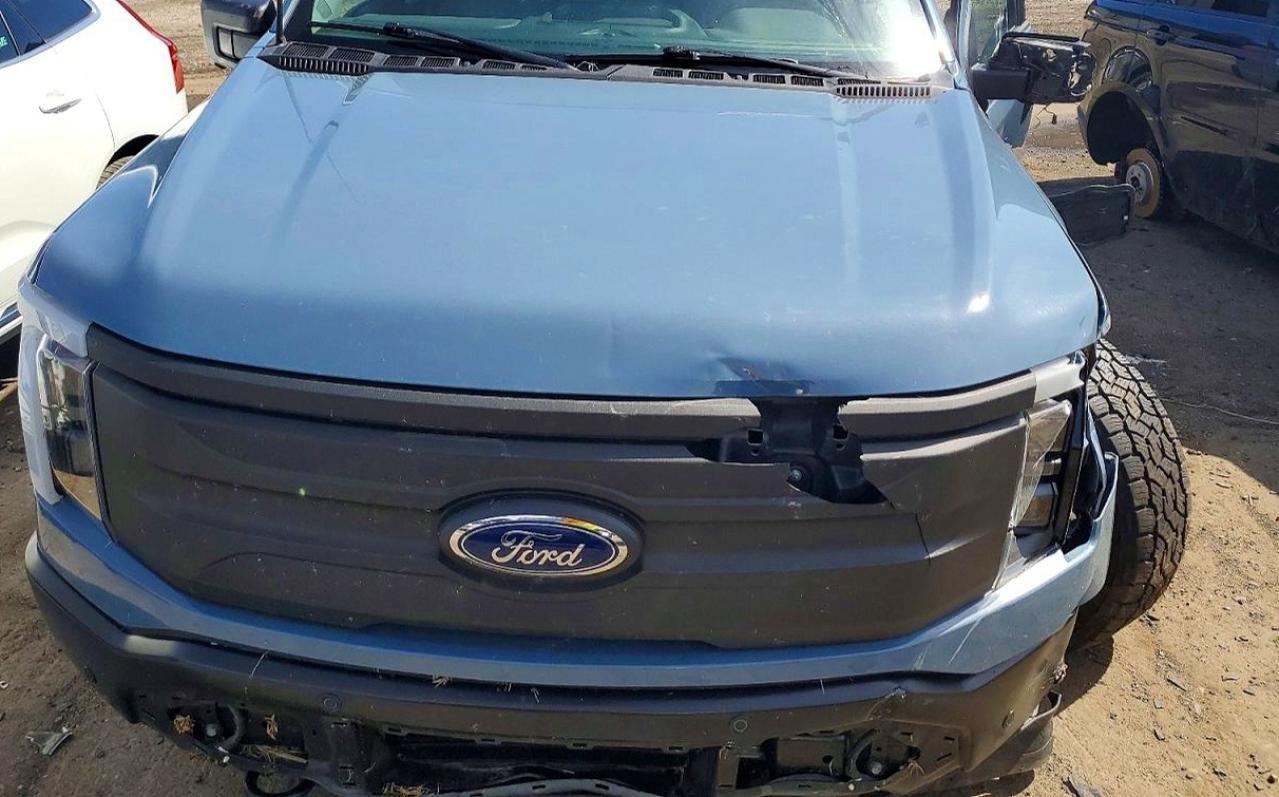 2023 Ford F150 Lightning PRO