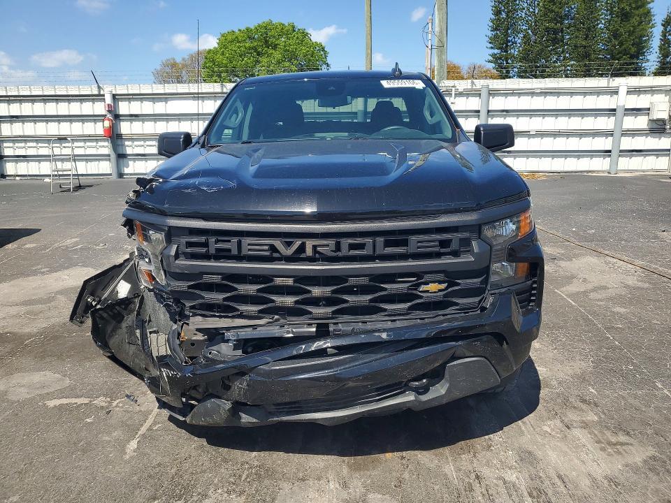 2022 Chevrolet Silverado C1500 Custom