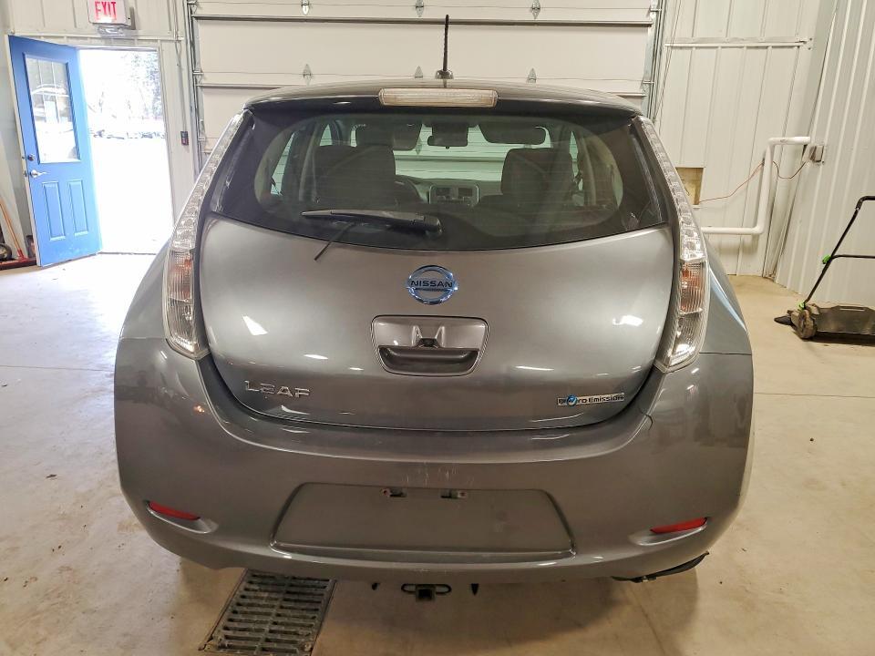 2015 Nissan Leaf s