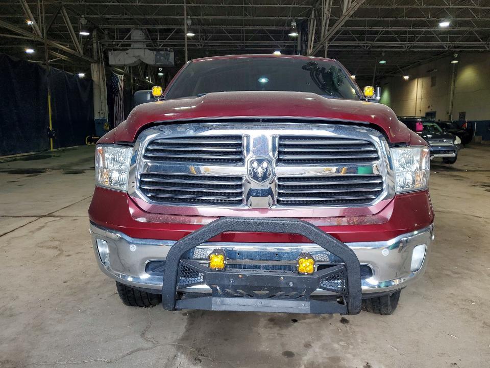 2016 Dodge Ram 1500 slt
