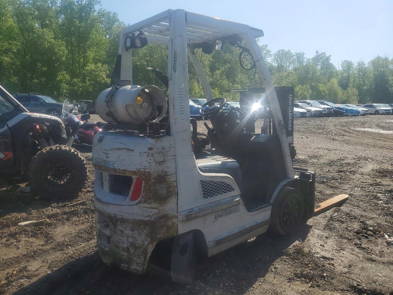 2015 Niss Forklift