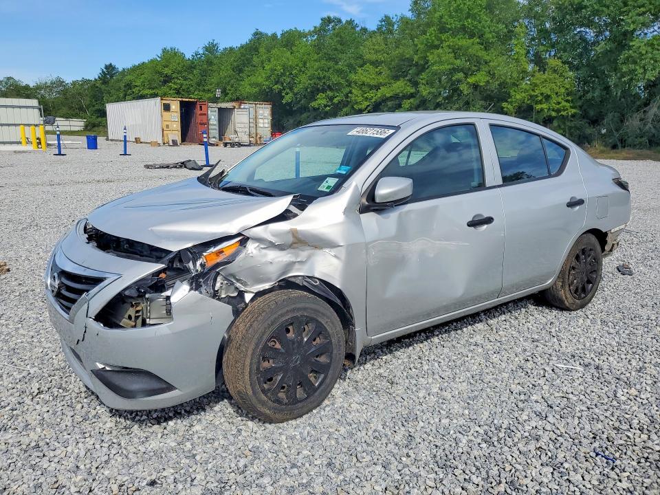 2019 Nissan Versa s Plus