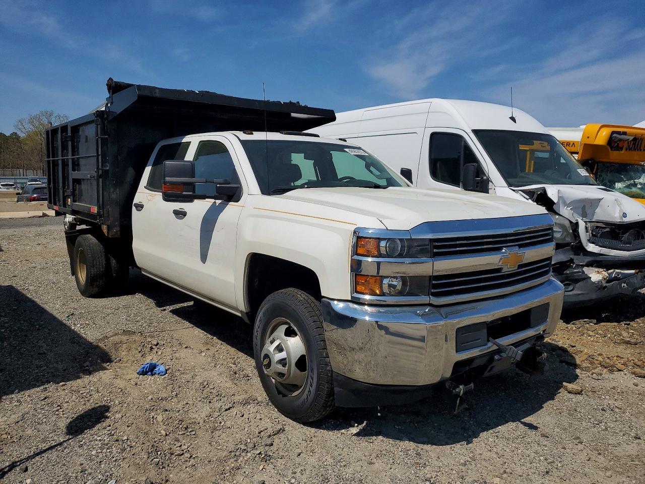 2017 Chev Rolet Silverado Dump Truck