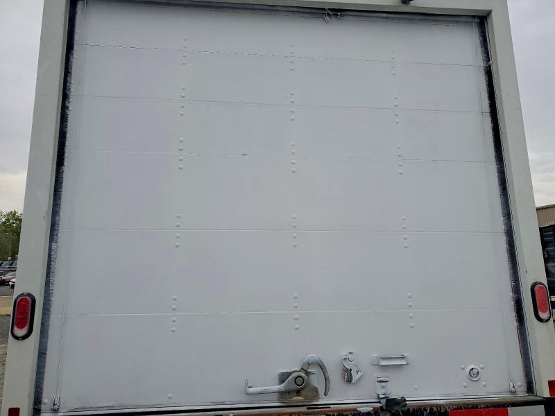 2024 GMC Savana Refrigerated BOX Truck
