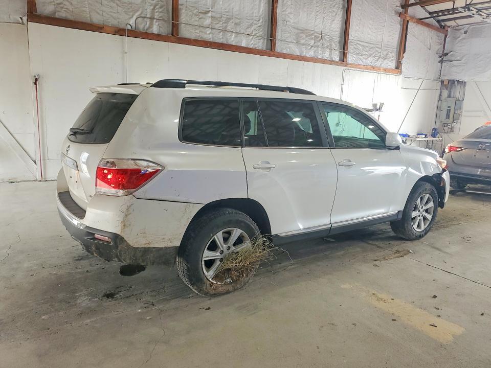 2013 Toyota Highlander se