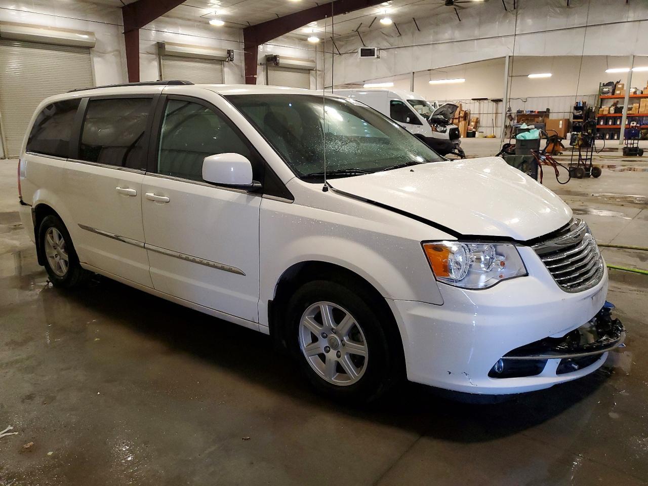 2011 Chrysler Town & Country Touring