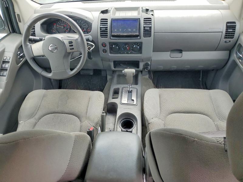 2005 Nissan Frontier SE