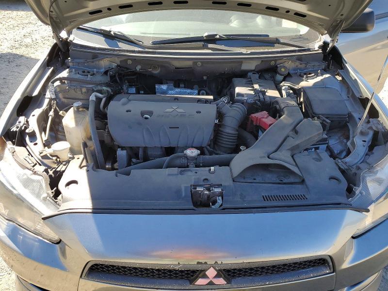 2014 Mitsubishi Lancer es