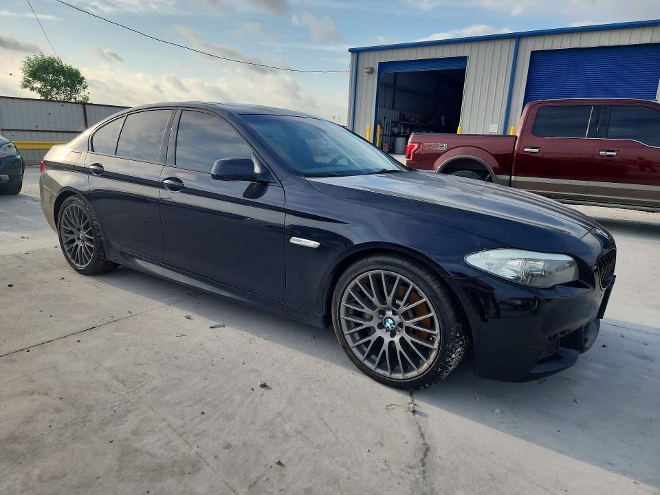 2011 BMW 535 i