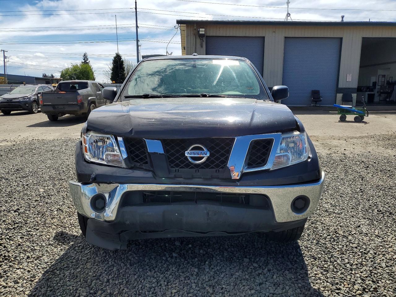 2011 Nissan Frontier S