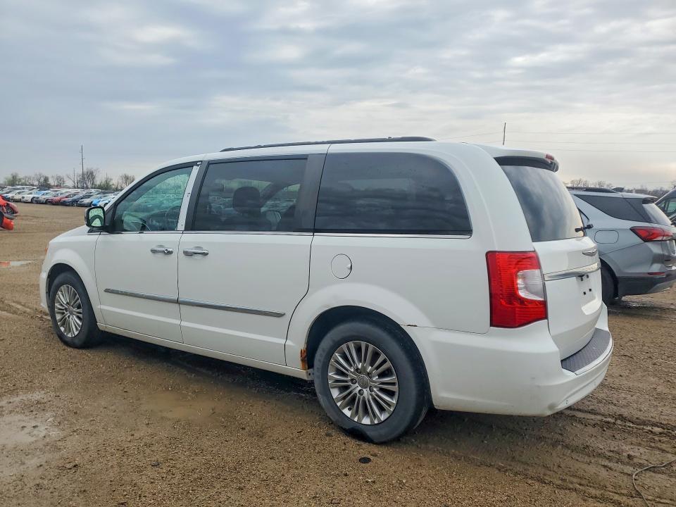 2015 Chrysler Town & Country Touring l