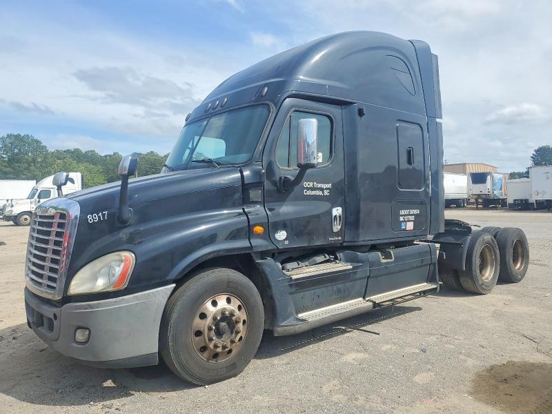 2012 Freigliner 2012 Freightliner Cascadia 125 Semi Truck