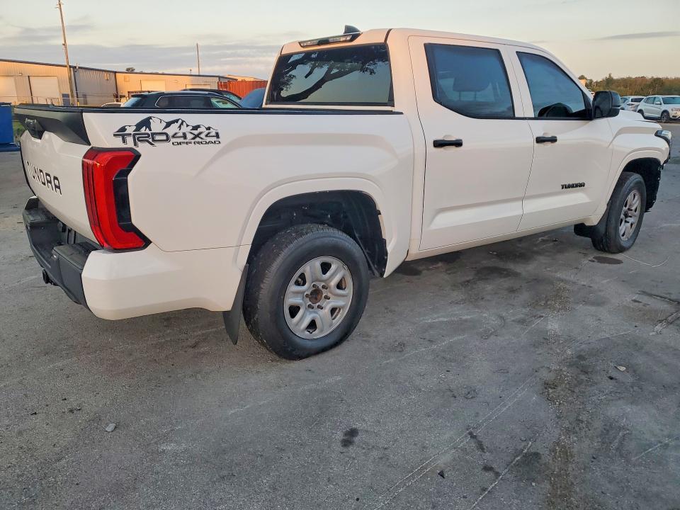 2025 Toyota Tundra SR