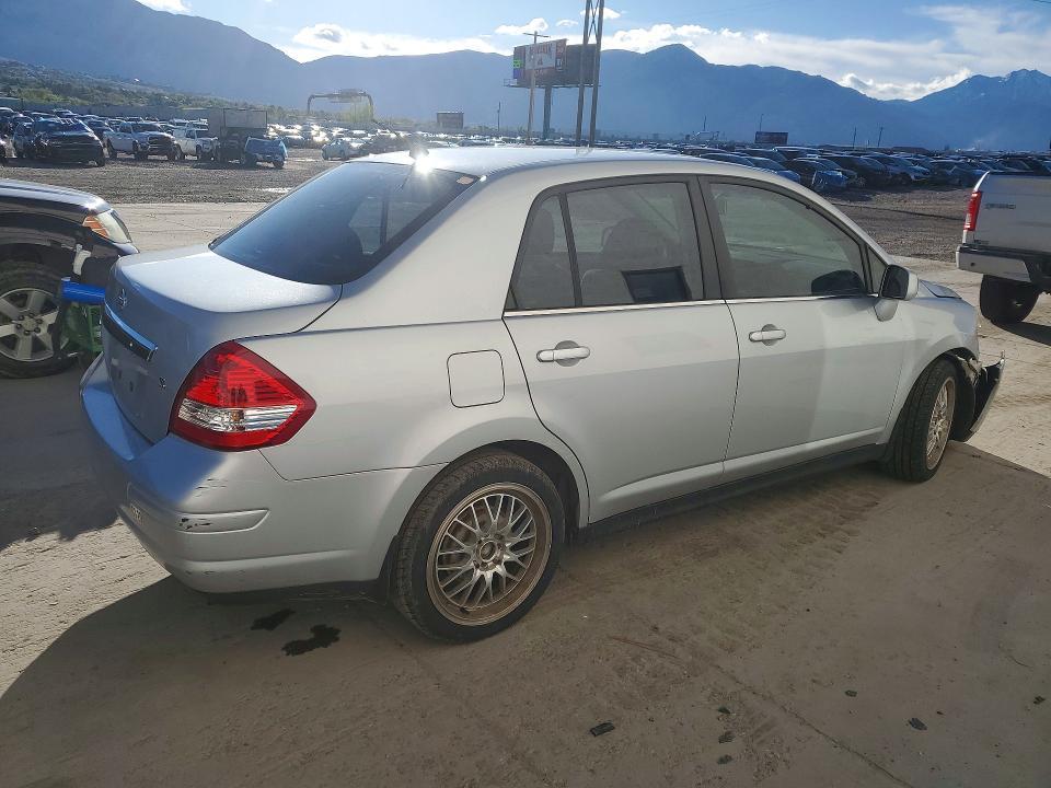 2007 Nissan Versa 1.8 s