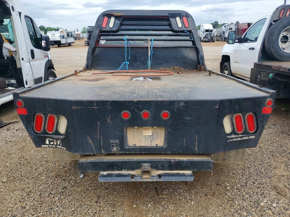 2002 Chev Rolet Silverado 2500 Flatbed Truck