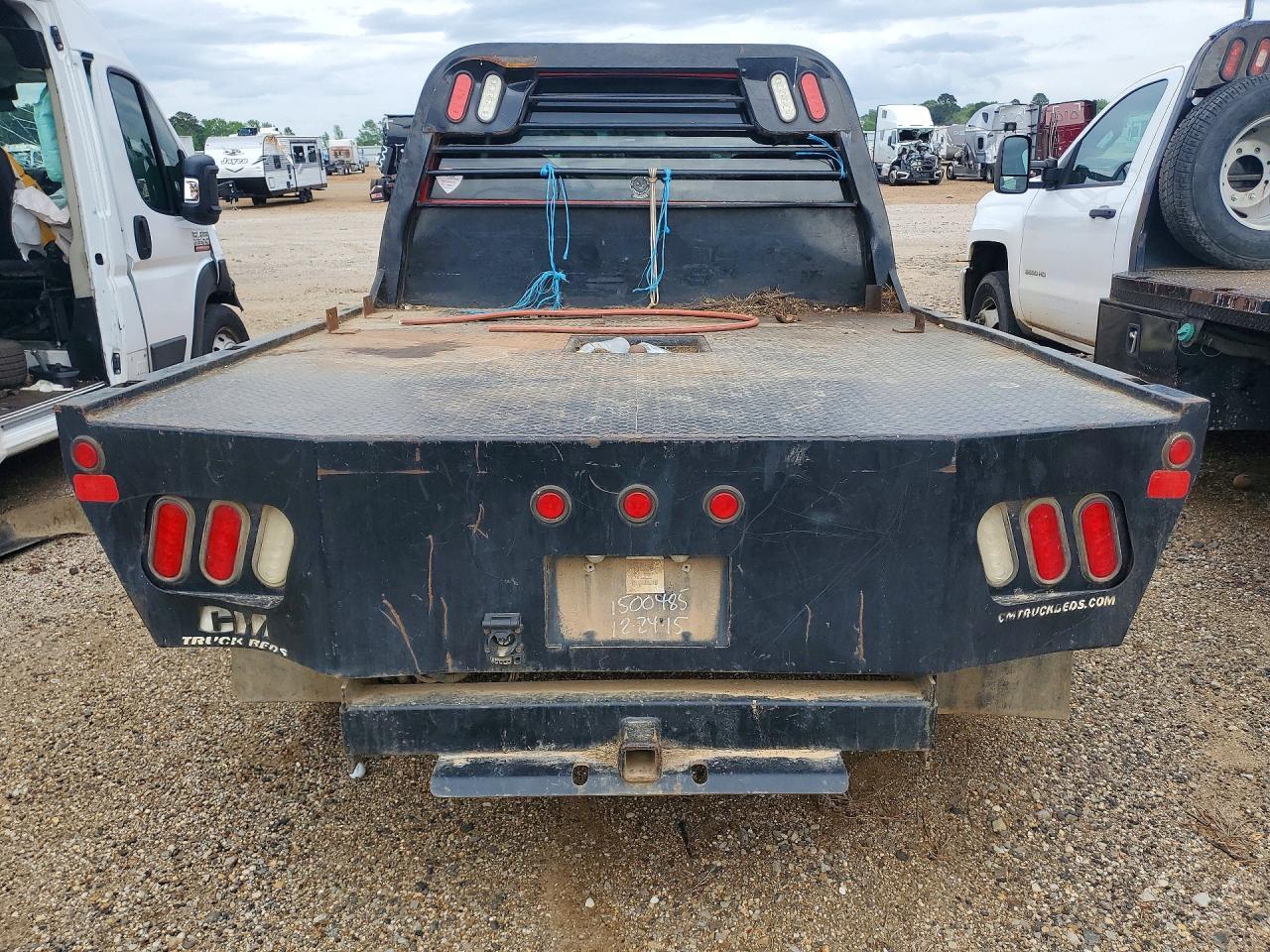 2002 Chev Rolet Silverado 2500 Flatbed Truck