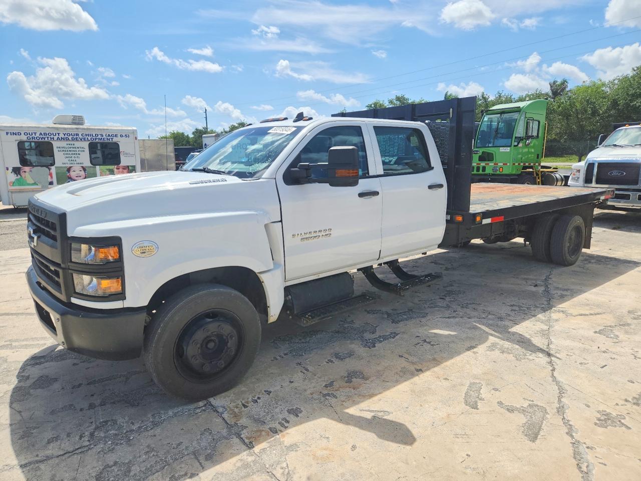 2022 Chev Silverado Medium Duty