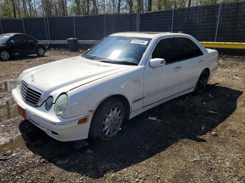 2000 Mercedes-Benz E 320 4matic