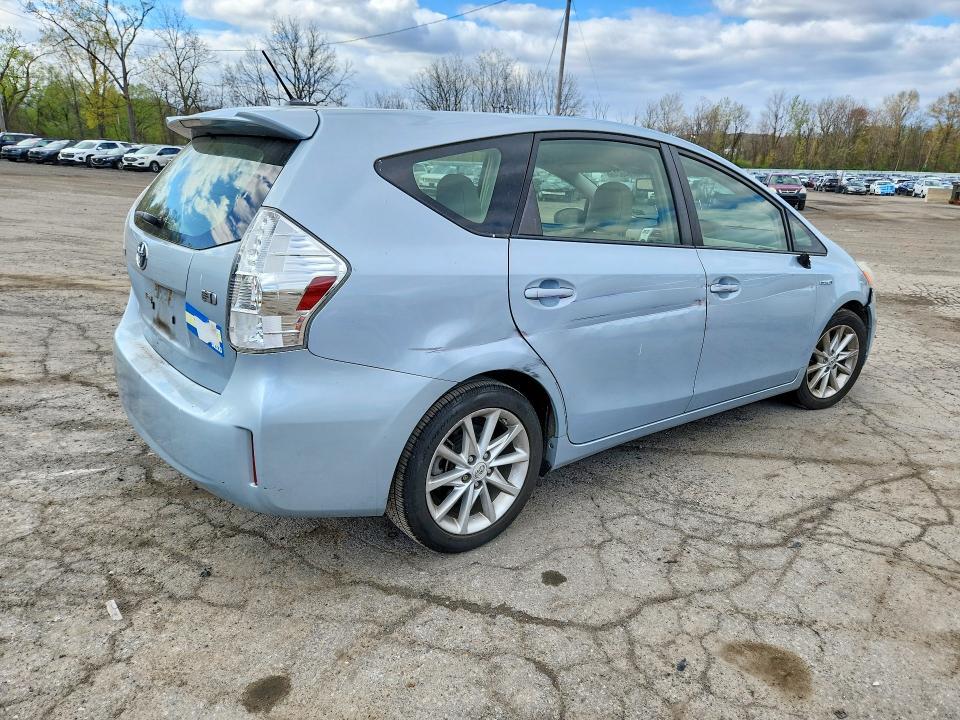 2012 Toyota Prius v Five